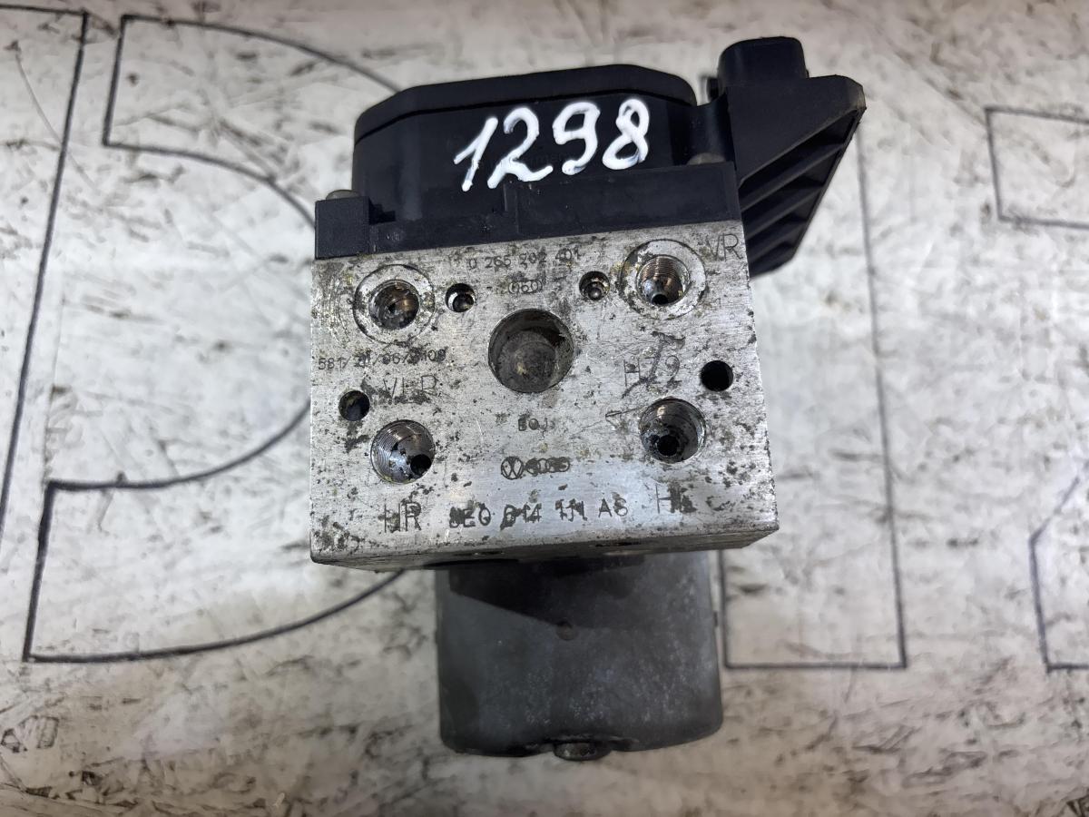 Блок ABS (насос) 8E0614111AS Audi A4 B6