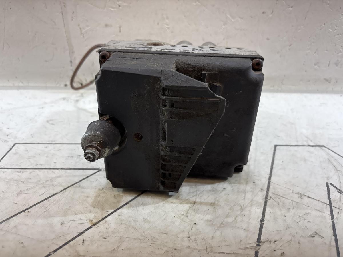 Блок ABS (насос) 4A0614111G Audi A6 C4