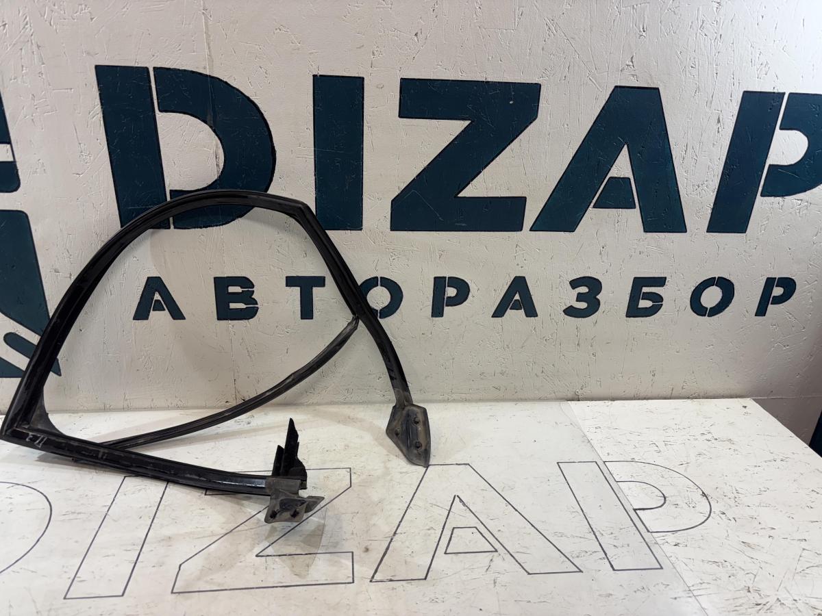 Направляющая стекла задняя левая седан 4F5839439 