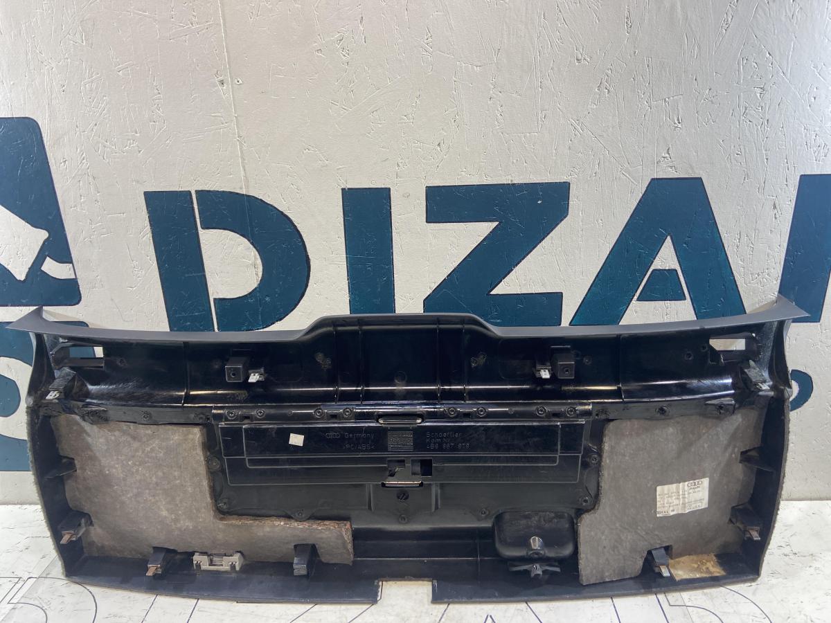 Облицовка крышки багажного отсека 4B9867979 