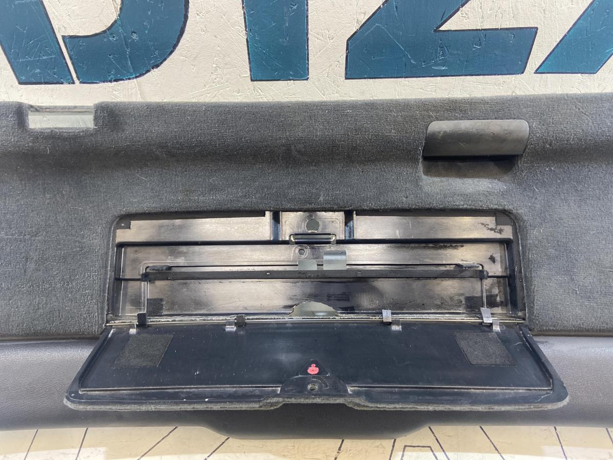 Облицовка крышки багажного отсека 4B9867979 