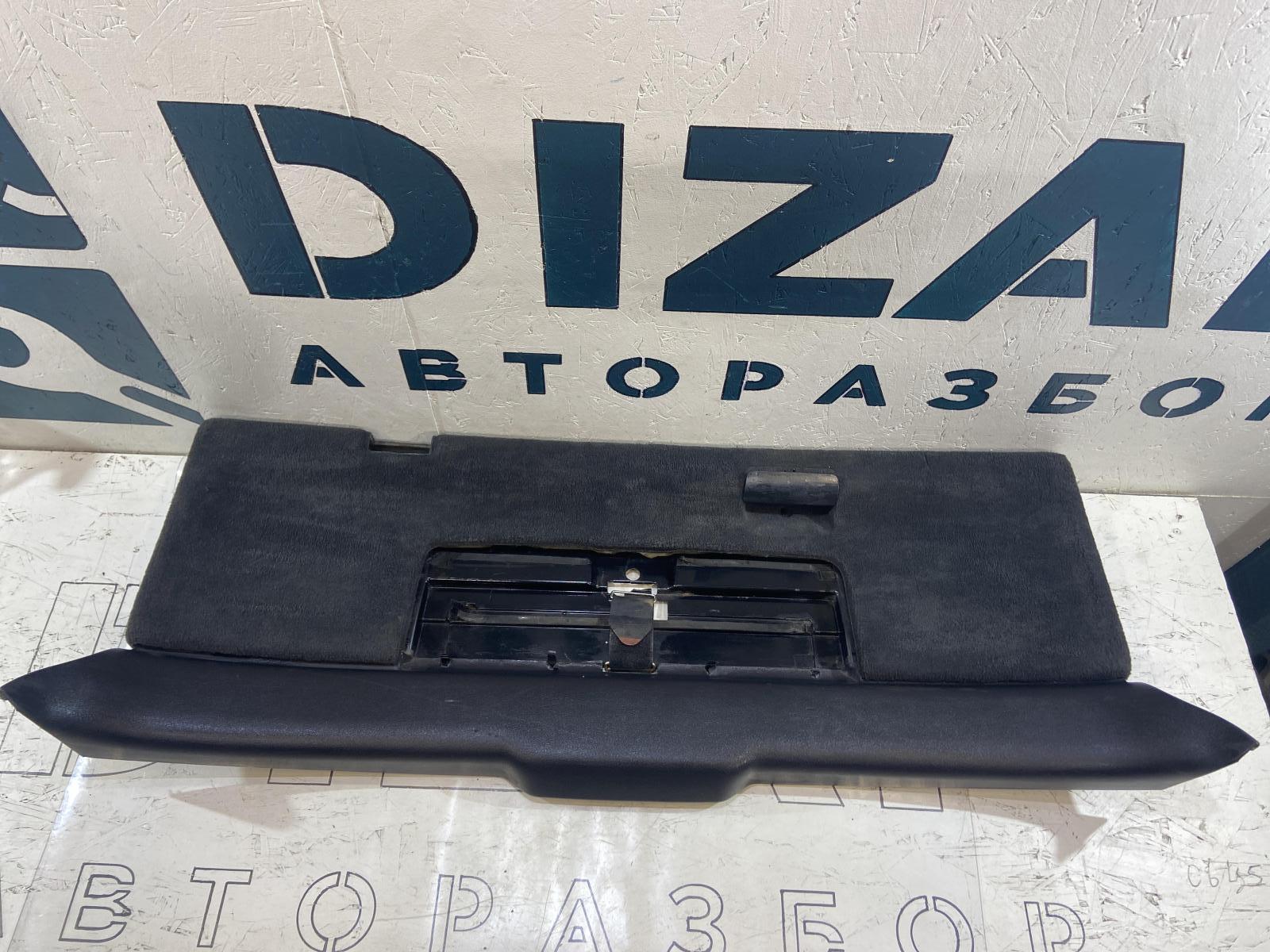 Облицовка крышки багажного отсека 4B9867979 