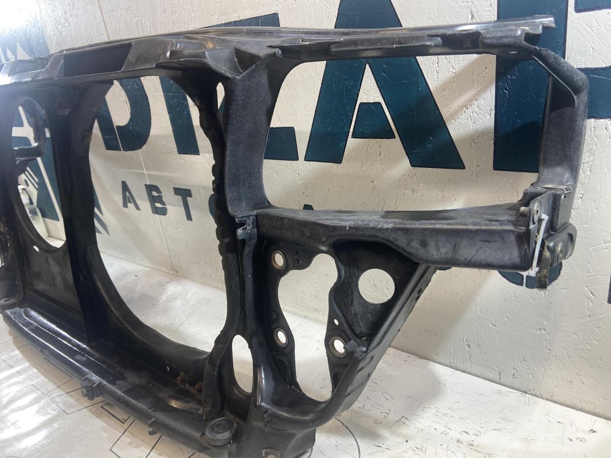 Рамка радиатора (телевизор) 8D0805594