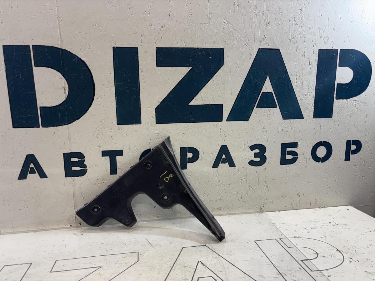 Кронштейн заднего бампера левый 4F5807453 