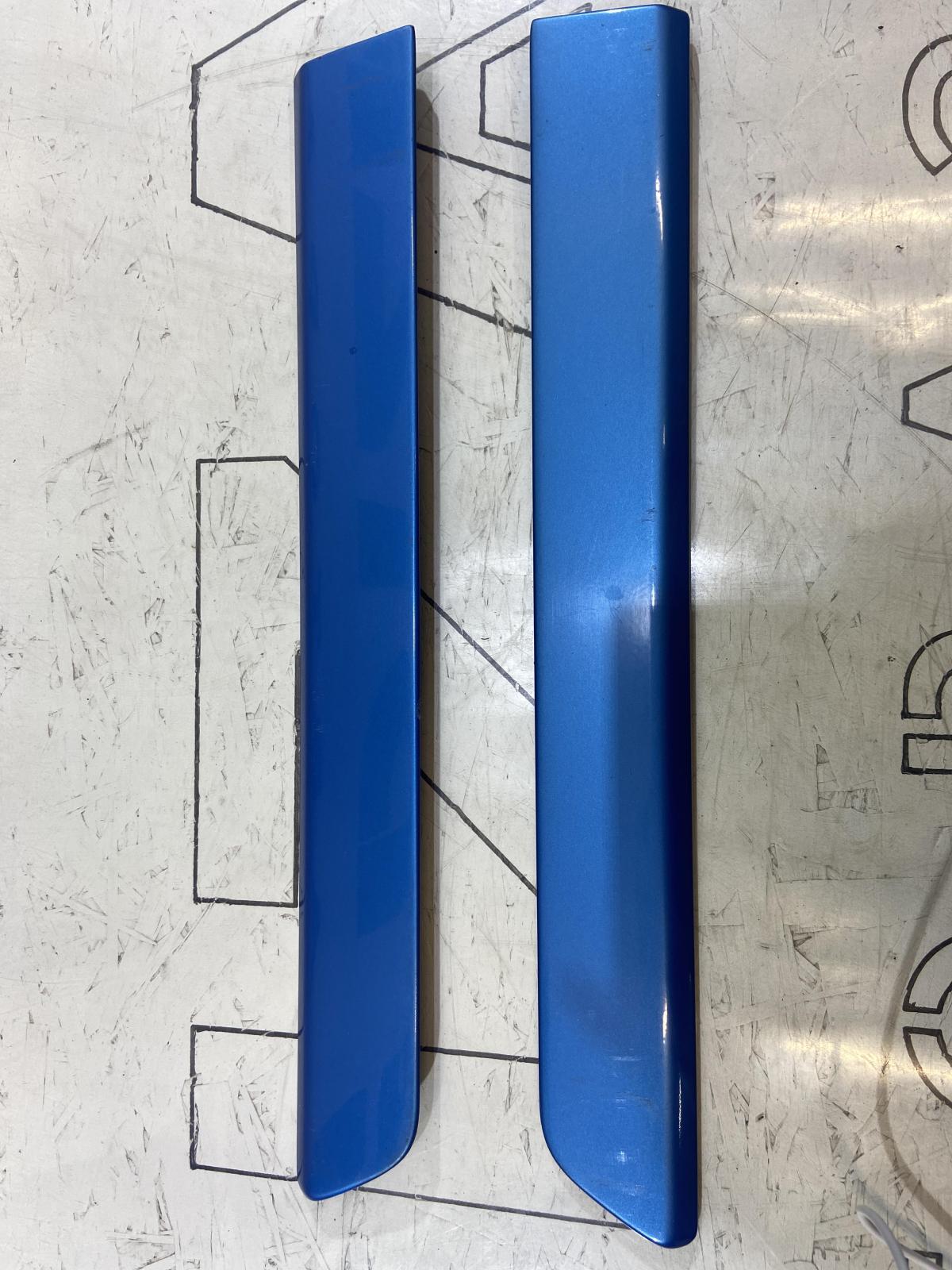 Молдинги задние 8G0853509 Audi 80 B4 Cabriolet