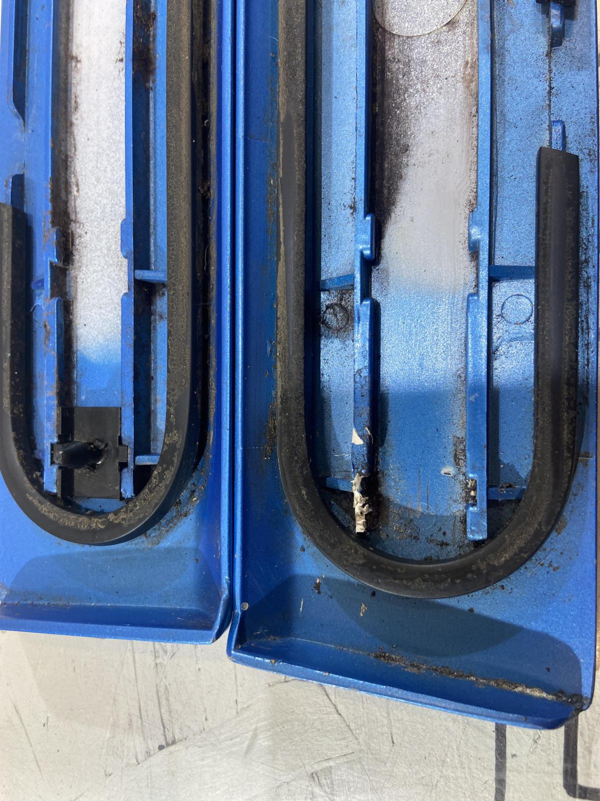 Молдинги задние 8G0853509 Audi 80 B4 Cabriolet