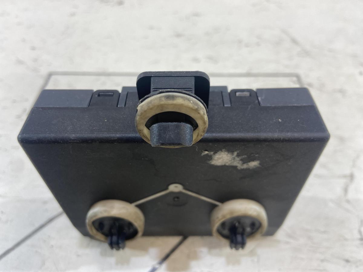 Блок управления передней правой двери 4F0959792R Audi A6 C6 / S6 C6 / RS6 C6