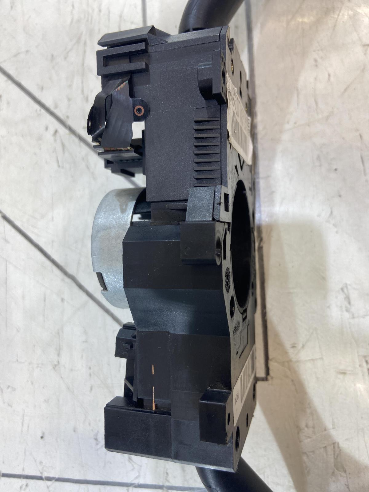 Переключатель подрулевой (стрекоза) 8L0953513H Audi A3 / S3