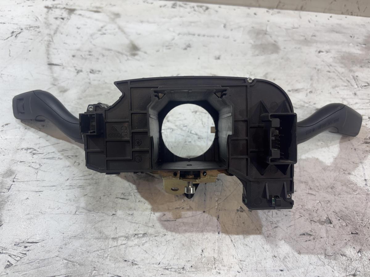 Переключатель подрулевой 8E0953549S Audi A4 B6
