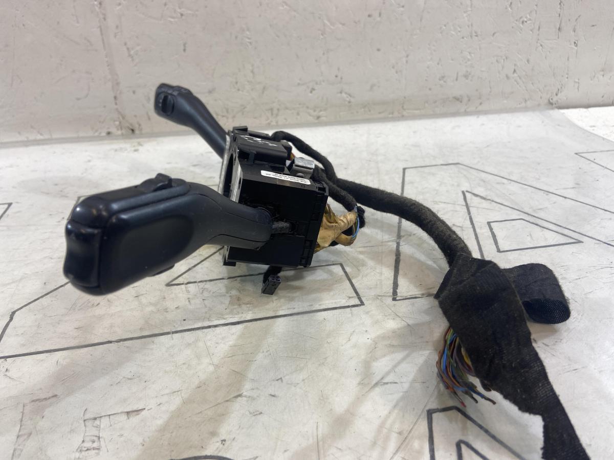 Переключатель подрулевой (стрекоза) 8L0953513H Audi A3 / S3