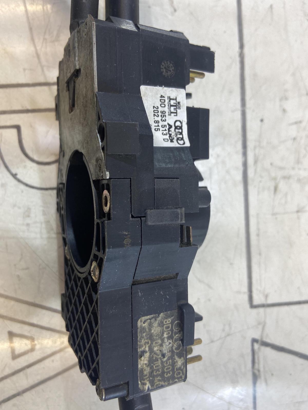 Переключатель подрулевой (стрекоза) 4D0953513D Audi A8 D2 / S8 D2