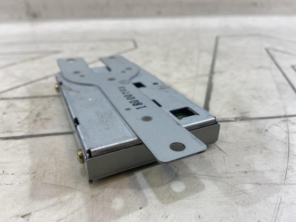 Усилитель антенны 8E0035530 Audi A4 B6