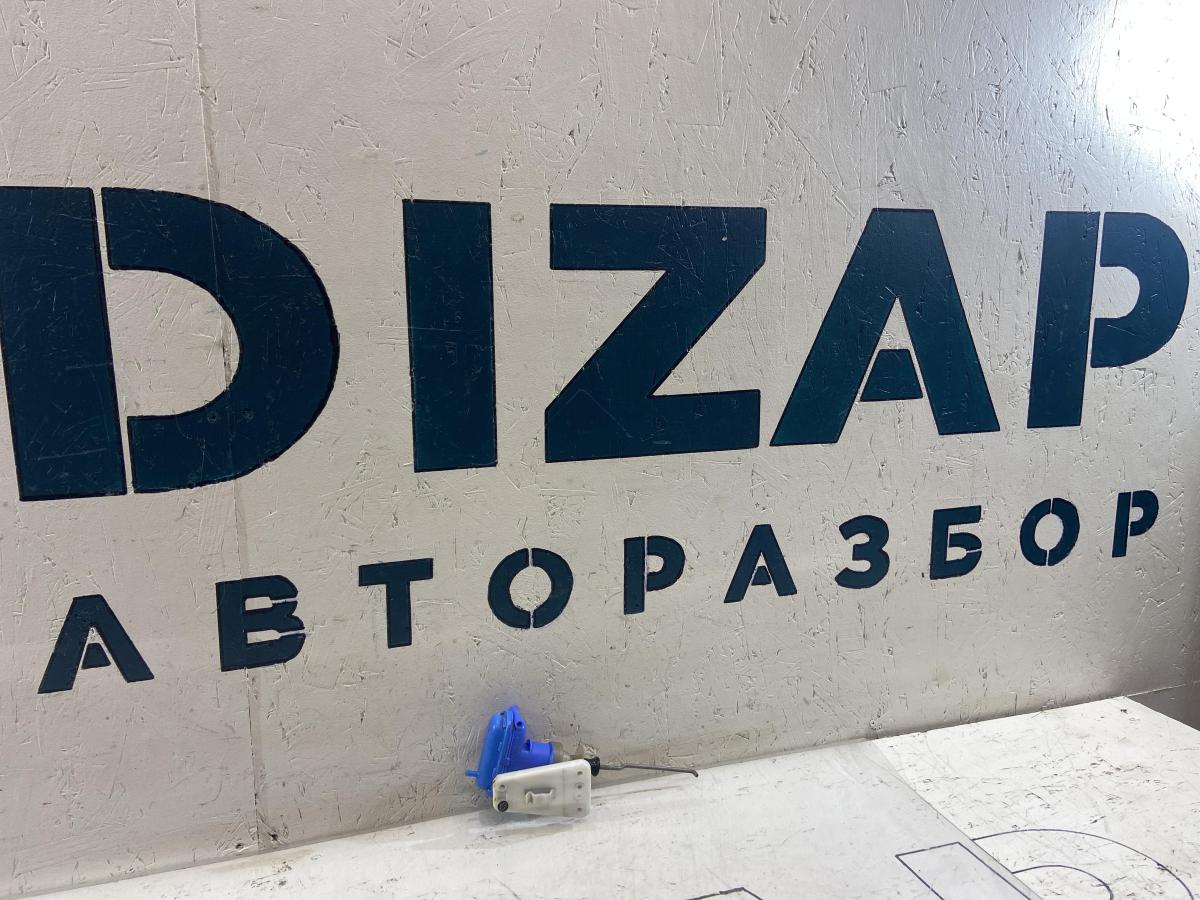 Клапан управления для двери водителя и пассажира 893862153С Audi 80 B3