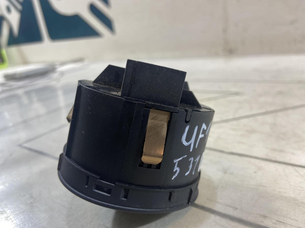 Переключатель света фар 4F1941531D 