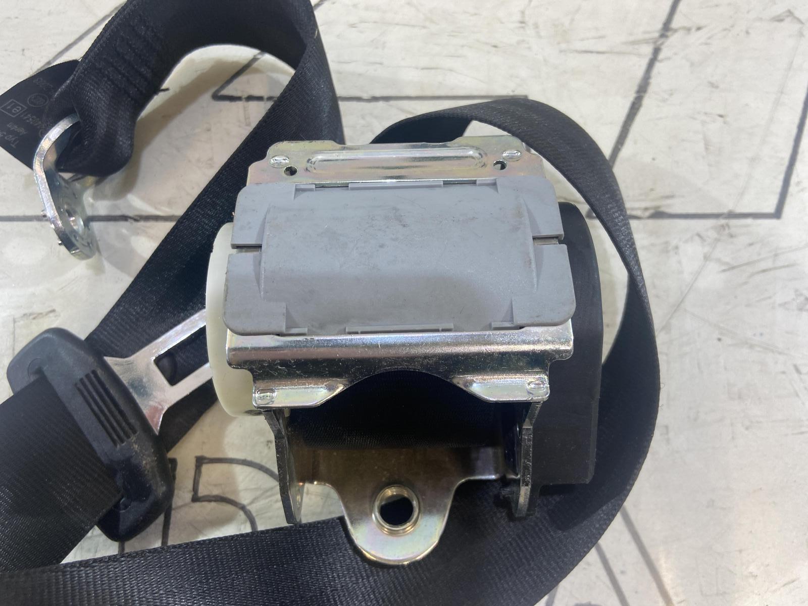 Ремень безопасности 4F0857805E Audi A6 C6 / S6 C6 / RS6 C6