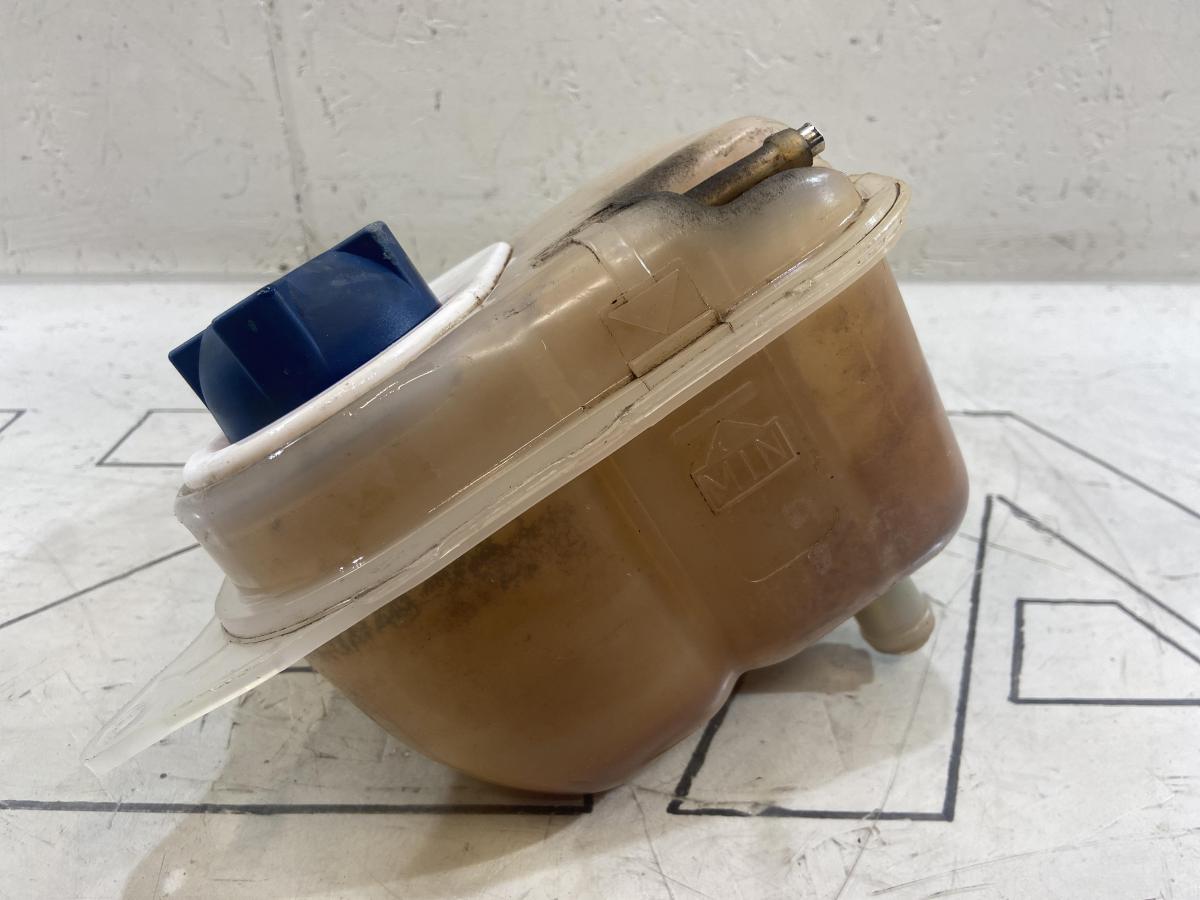 Расширительный бачок 1001210041 