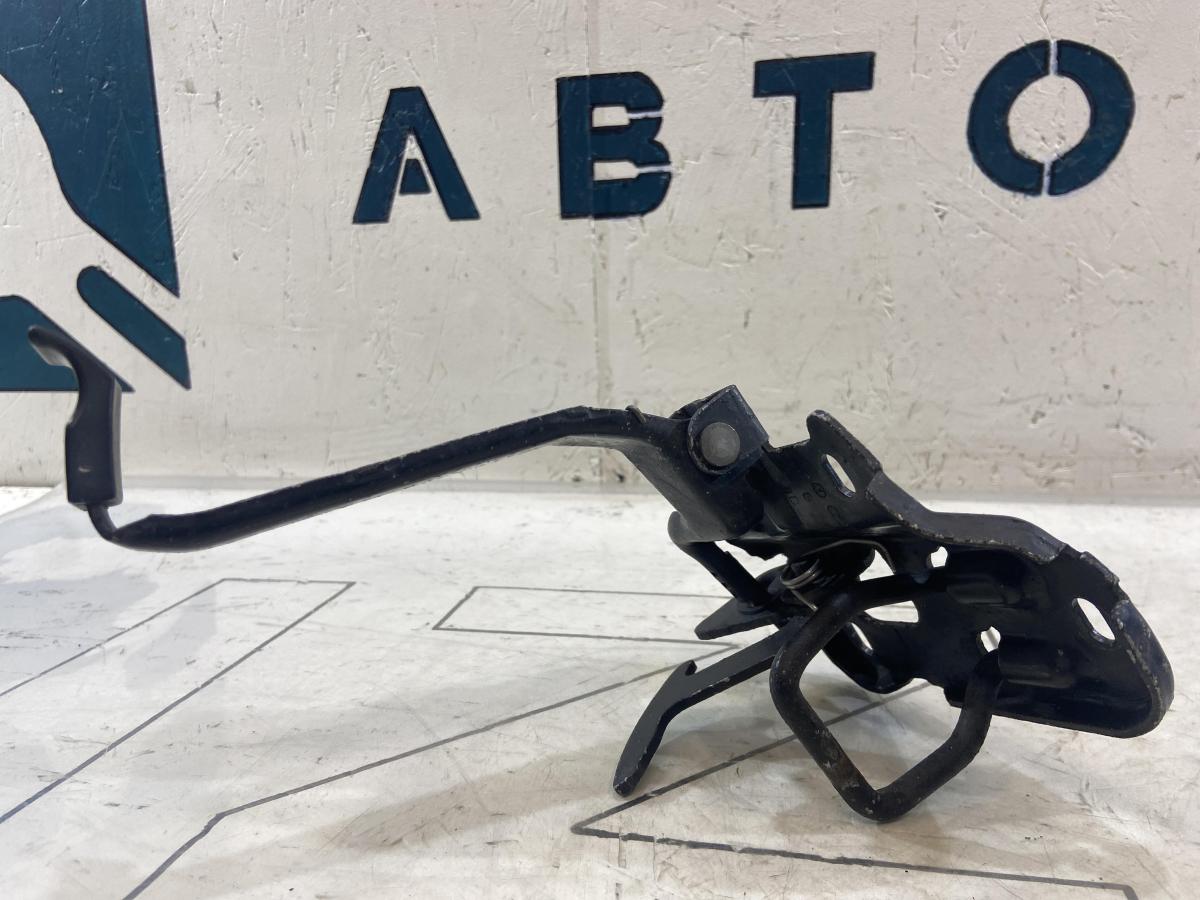 Стопорный крюк 8D0823480B Audi A4 B5