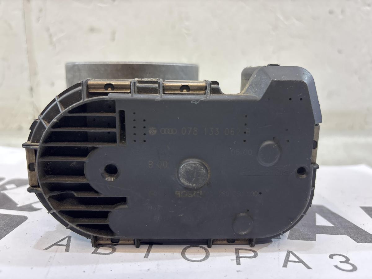 дроссельная заслонка 078133062B 