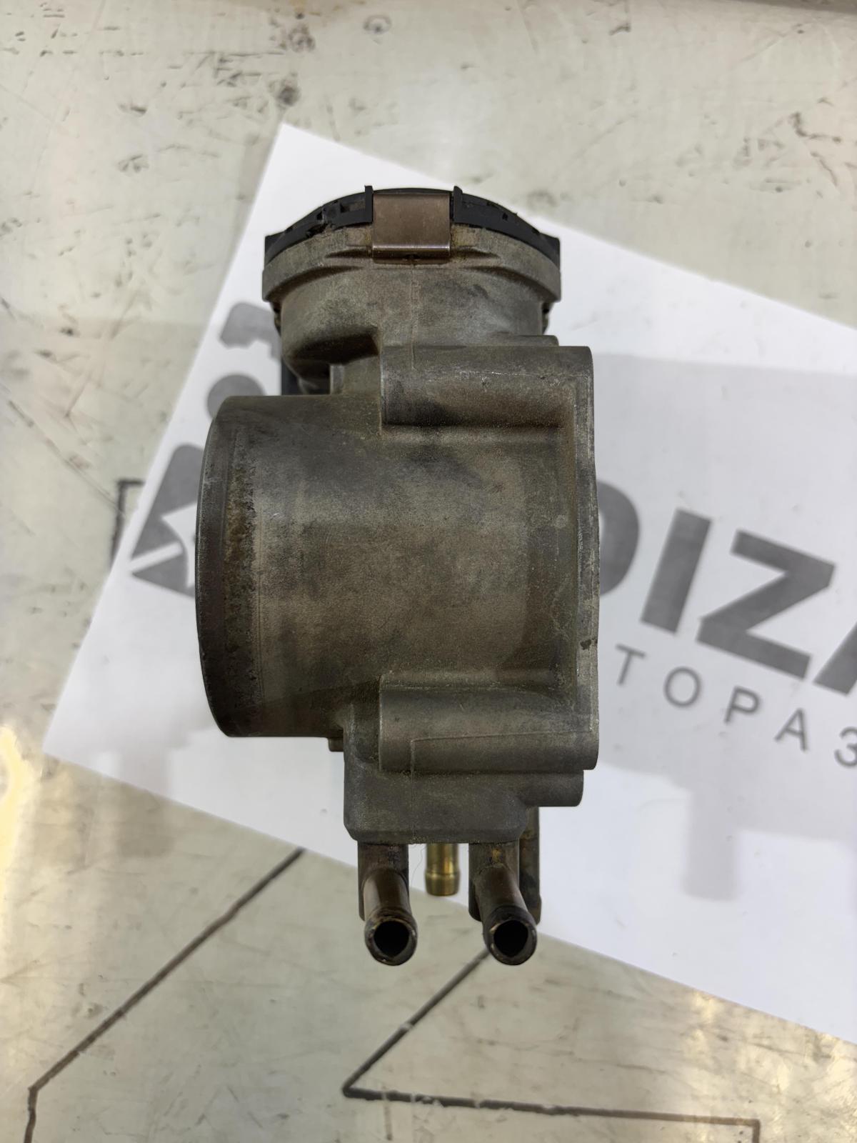 дроссельная заслонка 078133062B 