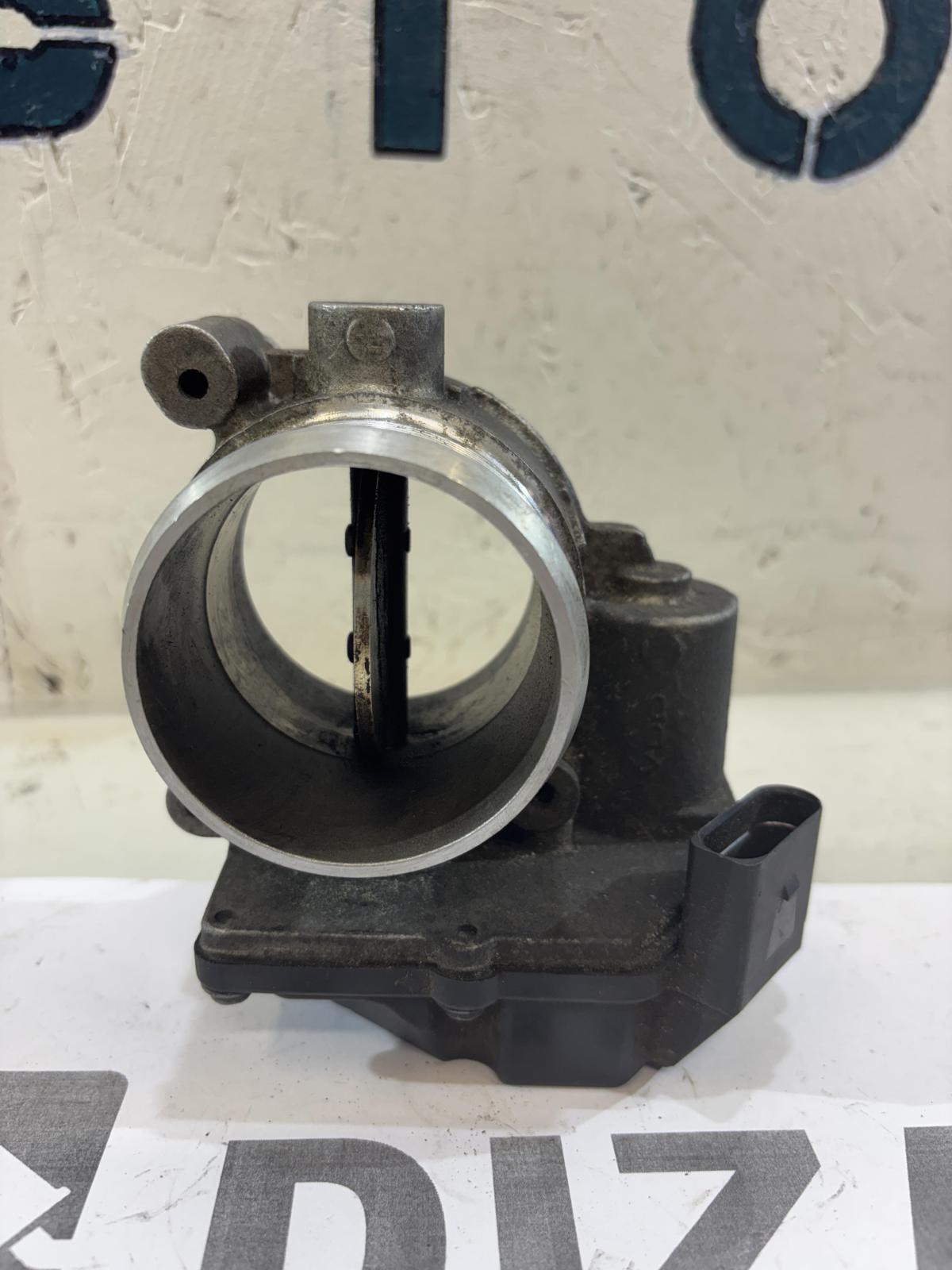 Дроссельная заслонка 059145950H 