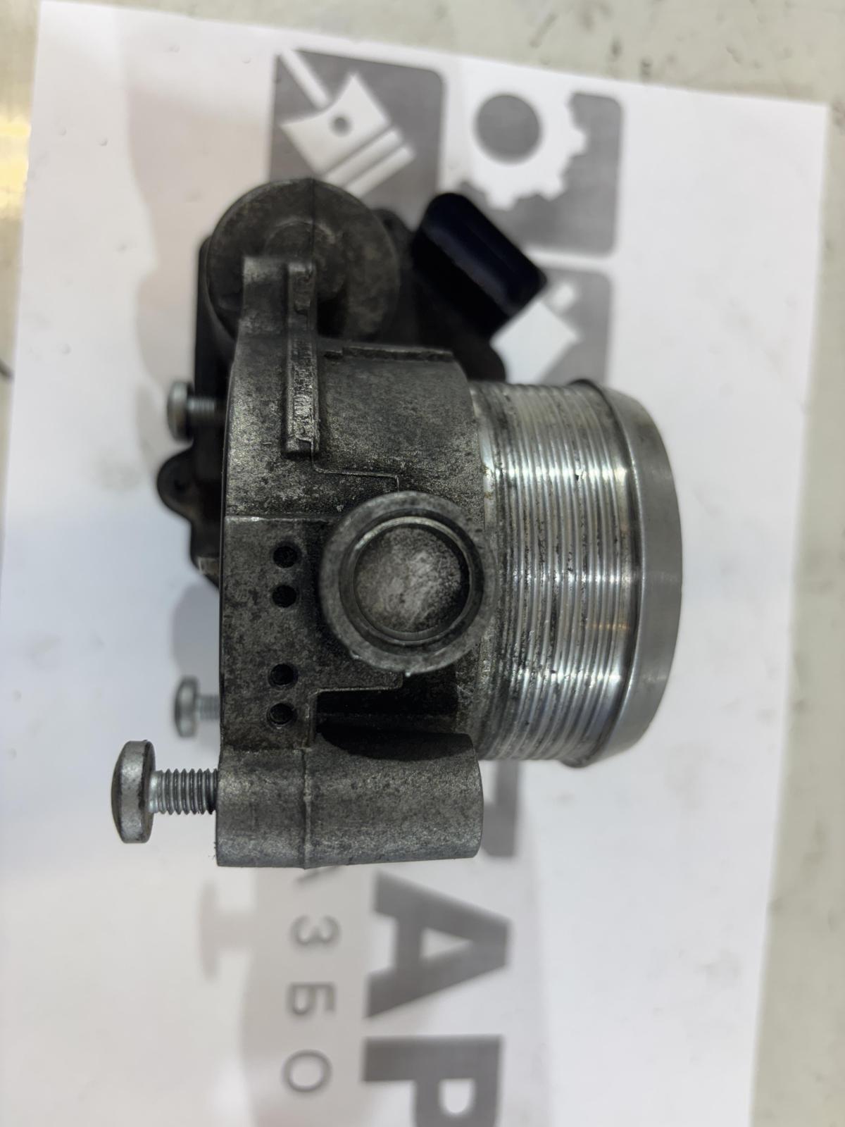 Дроссельная заслонка 059145950H 