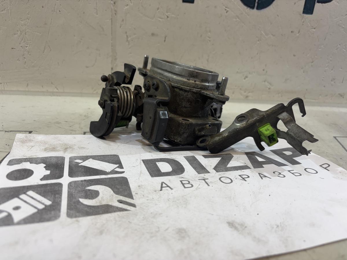 Дроссельная заслонка 078133061A 