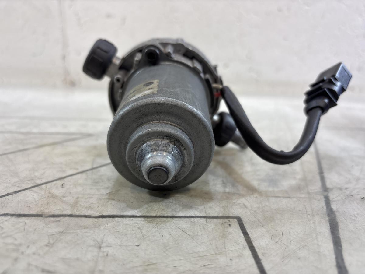 Насос вакуумный 8E0927317A Audi A4 B6