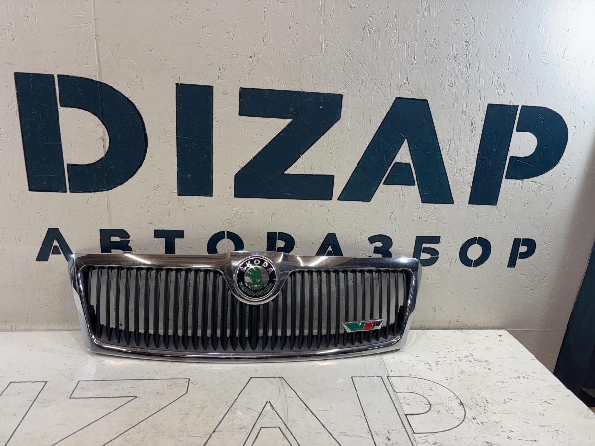 Решётка 1Z0853668 Skoda Octavia 2