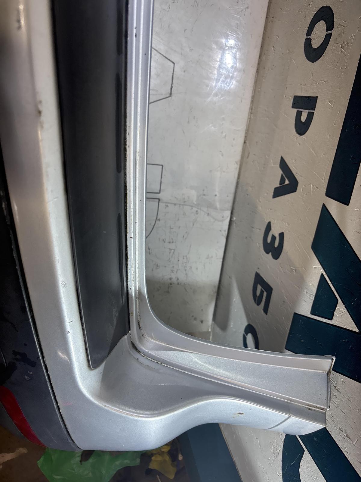 Бампер задний 7L6807378 Volkswagen Touareg I