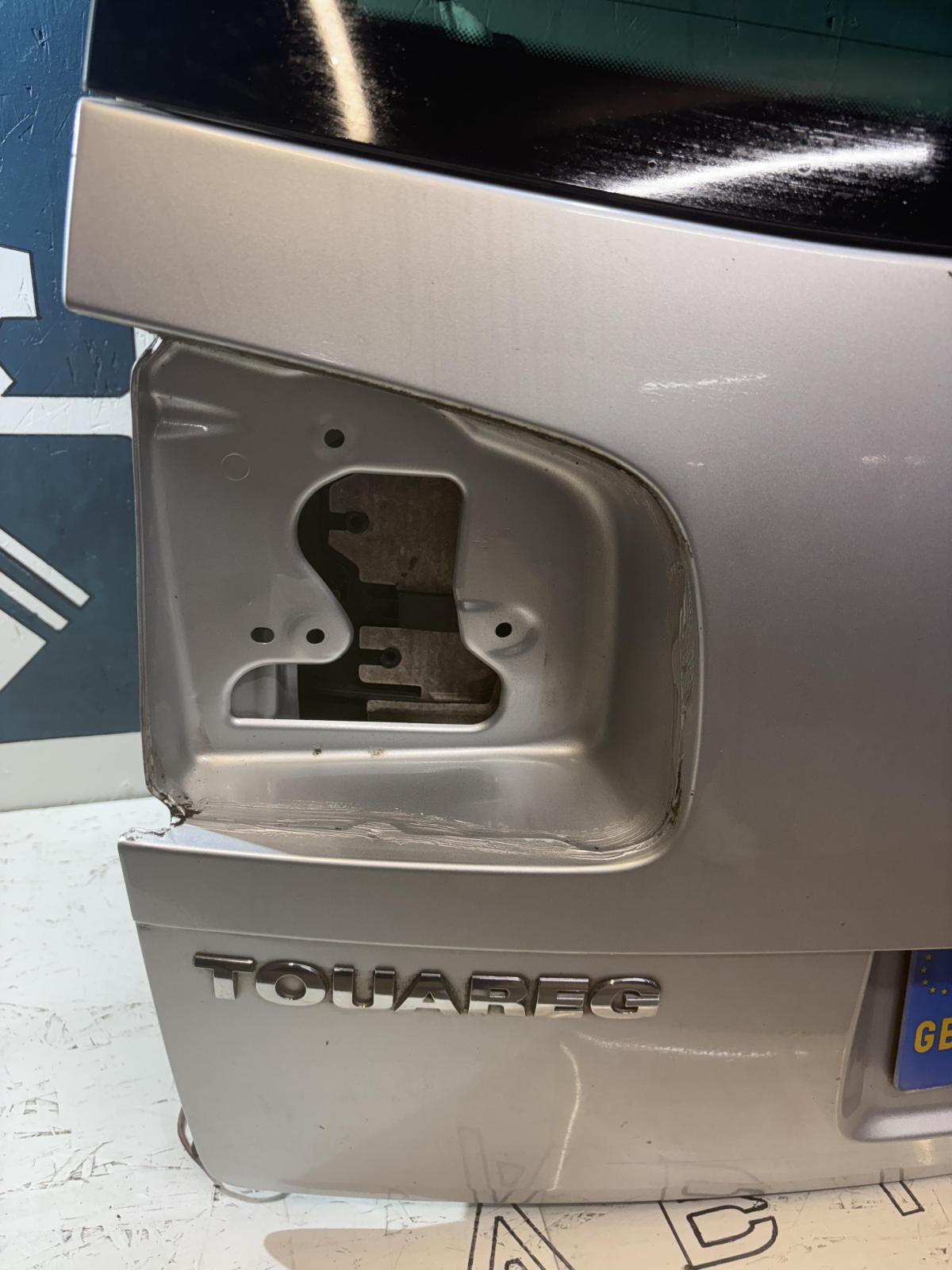 Крышка багажника  Volkswagen Touareg I