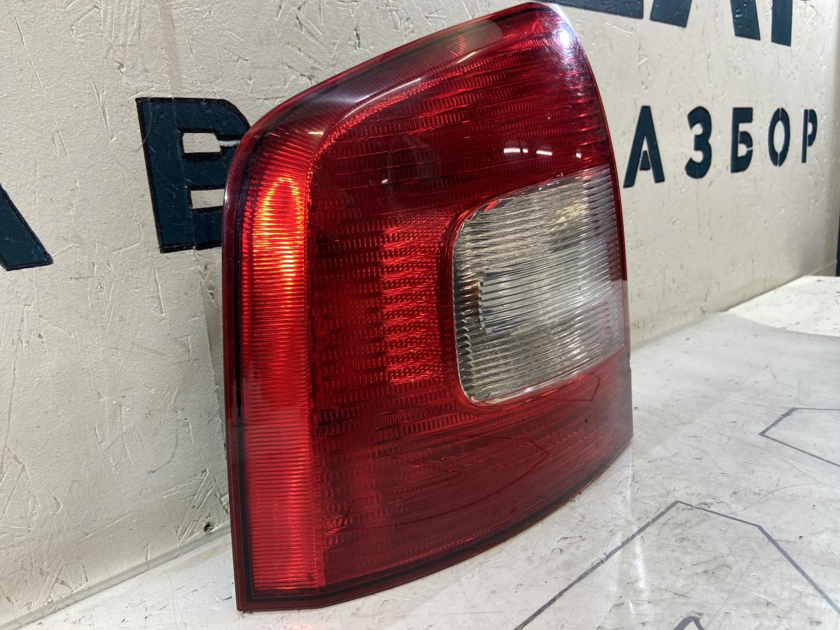 Фонарь задний правый 1Z9945095A Skoda Octavia II рест