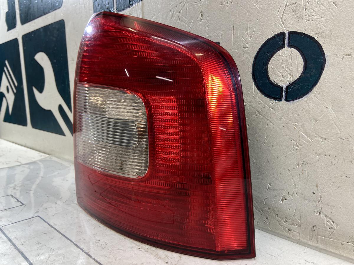Фонарь задний левый 1Z9945096A Skoda Octavia II рест