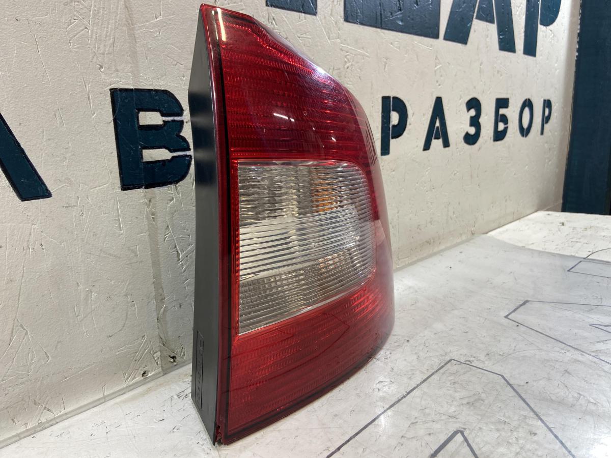 Фонарь задний левый 1Z9945096A Skoda Octavia II рест