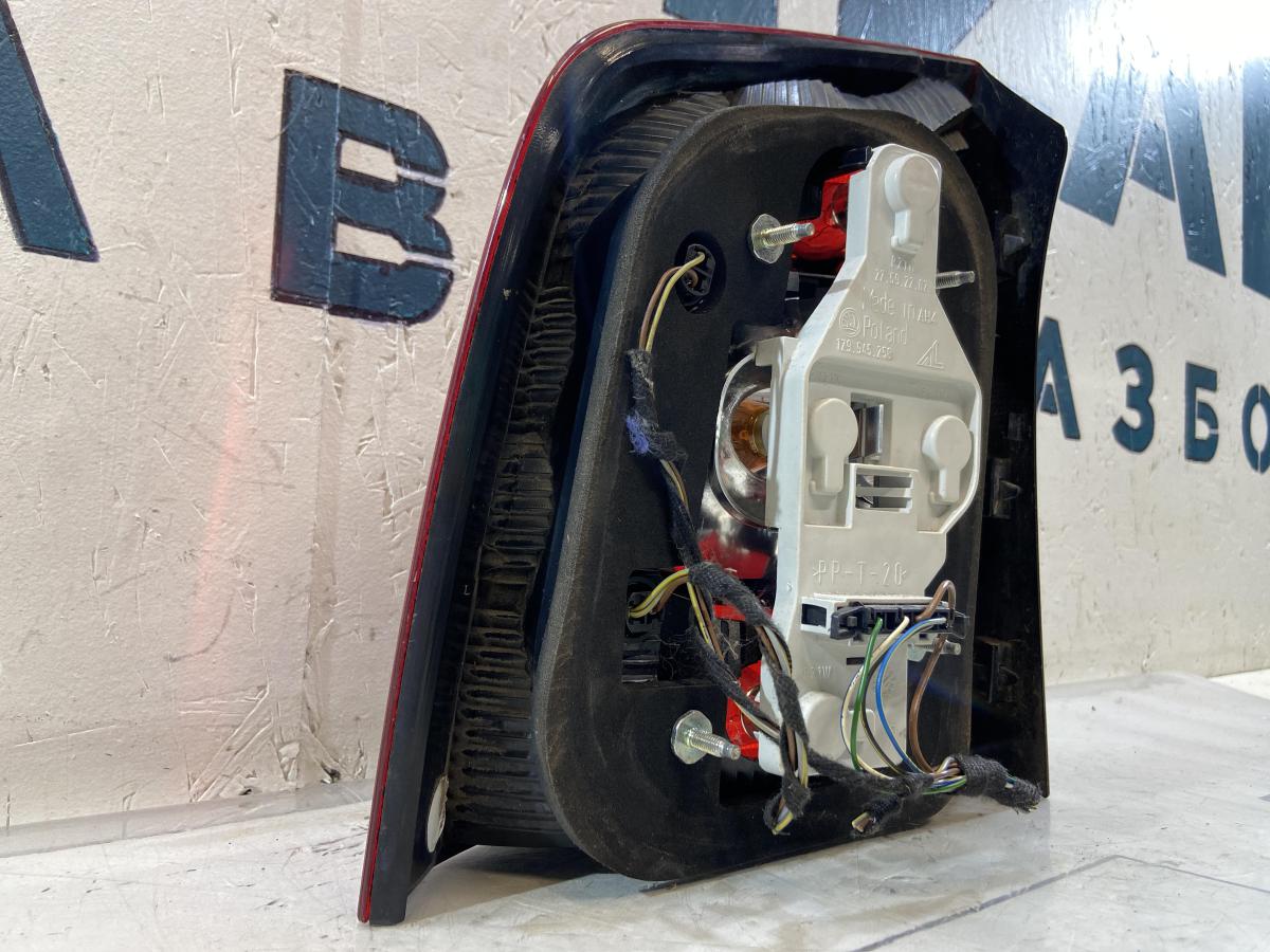 Фонарь задний левый 1Z9945096A Skoda Octavia II рест