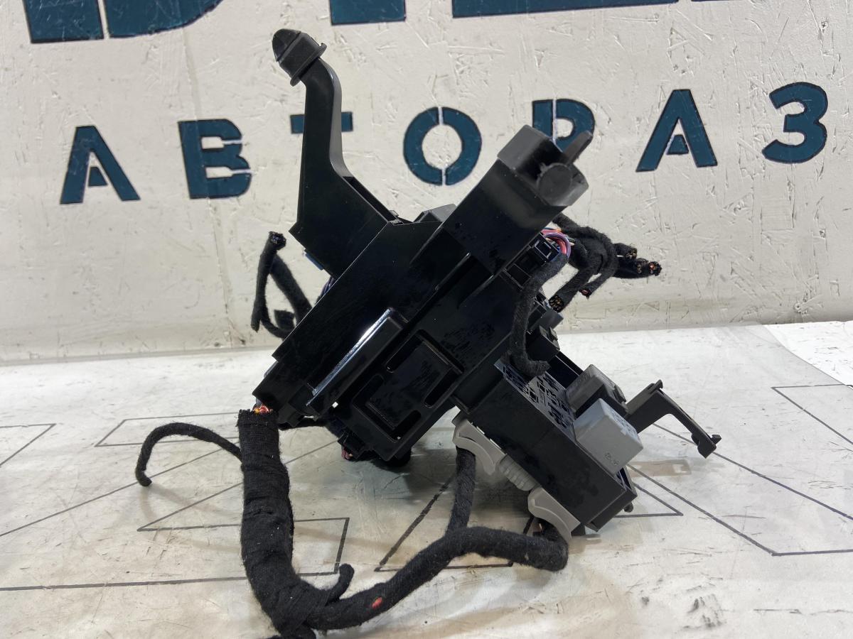 Блок предохранителей 7L0937535A Volkswagen Touareg I