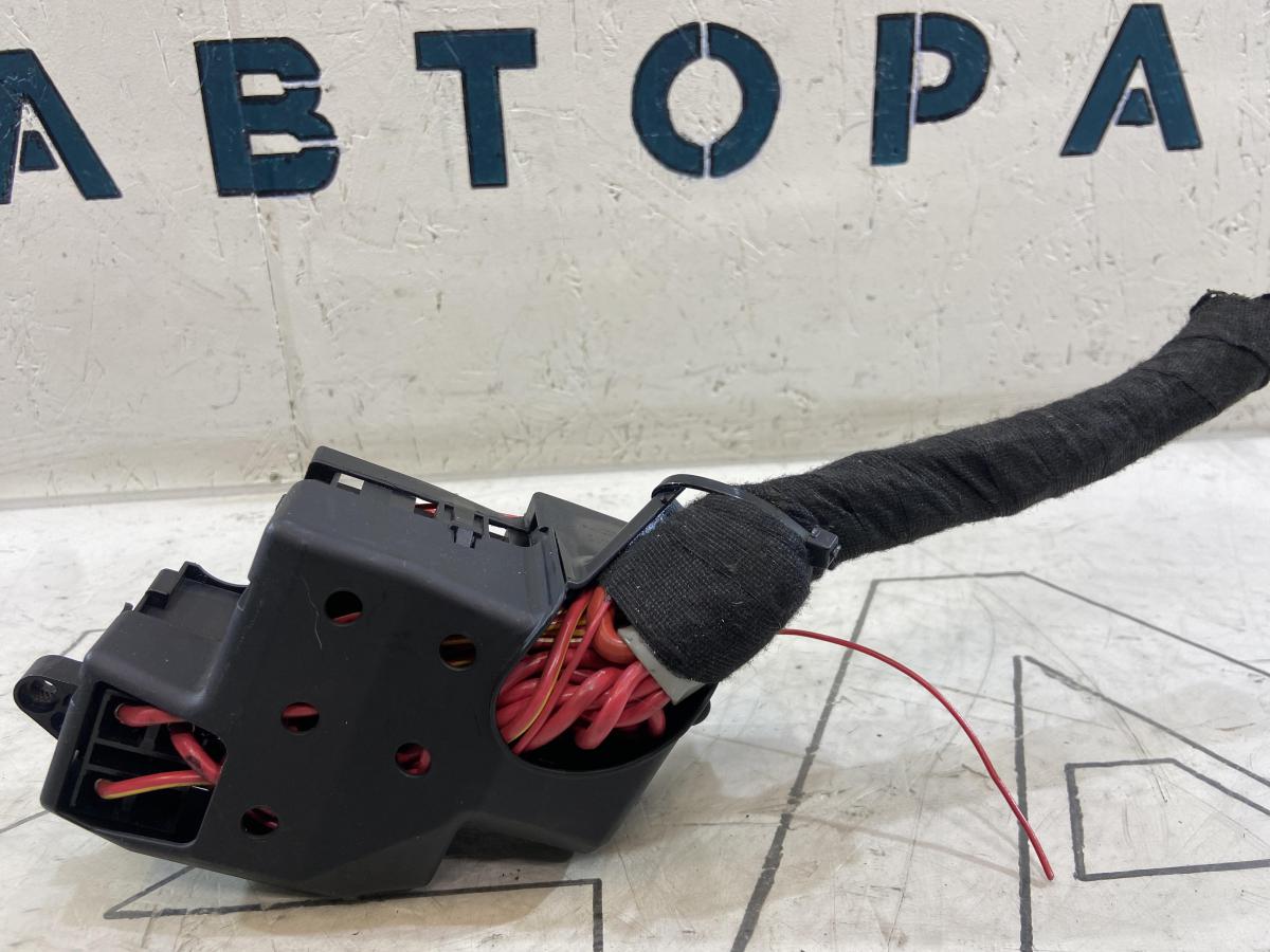 Блок предохранителей 7L0941828B Volkswagen Touareg I