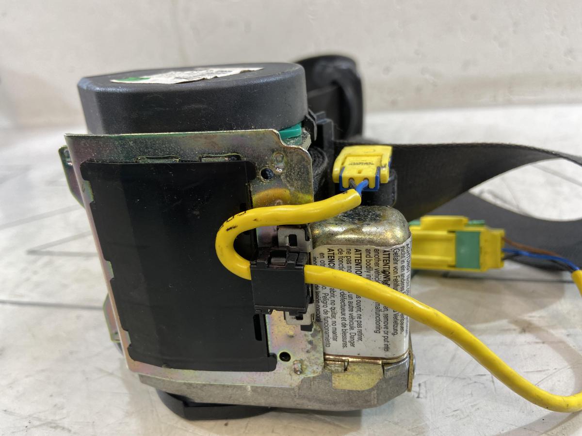 Ремень безопасности 7L0857706E Volkswagen Touareg I