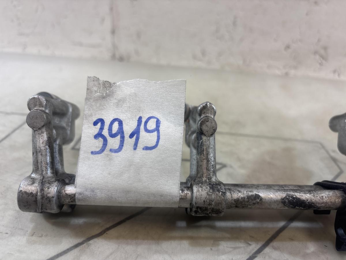 Топливная рампа 070133317C Volkswagen Touareg I