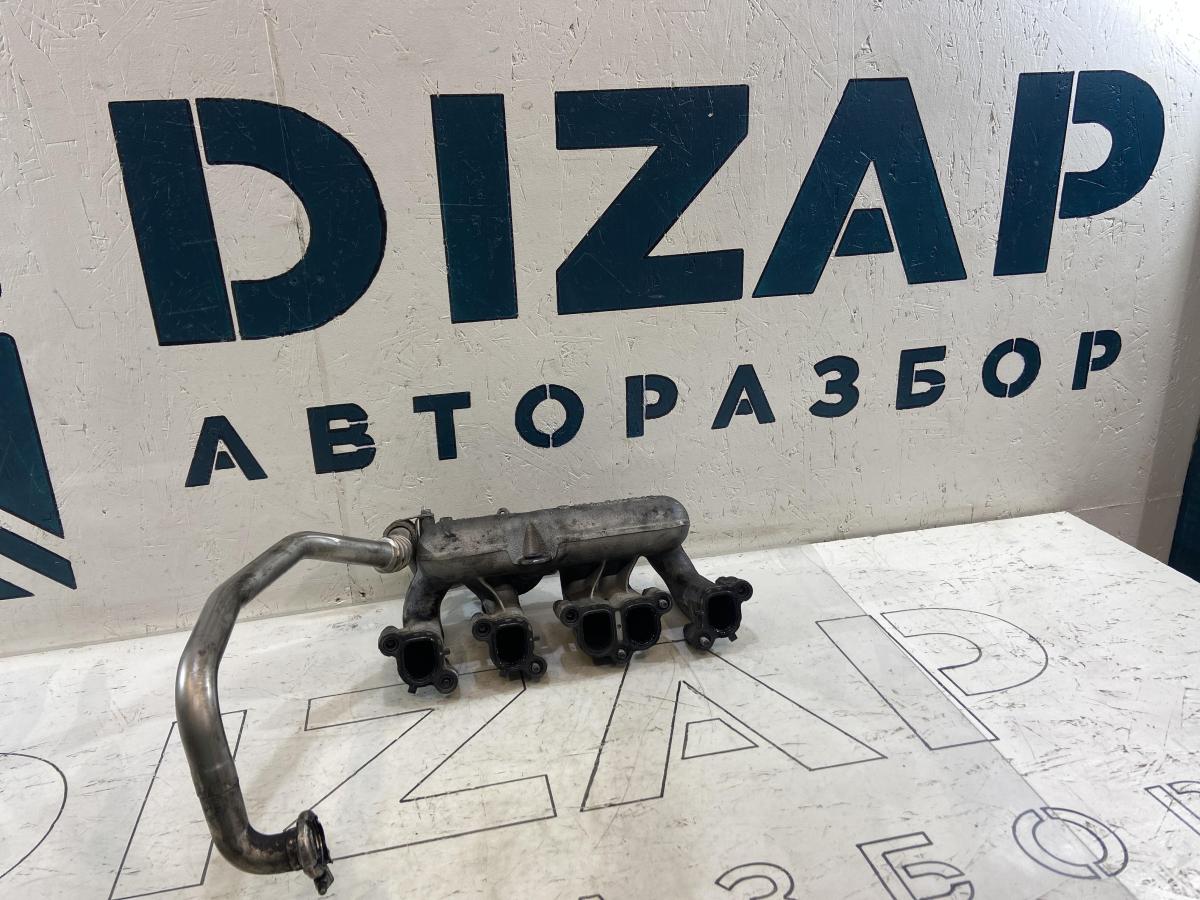 Патрубок впускного тракта 070129713H Volkswagen Touareg I