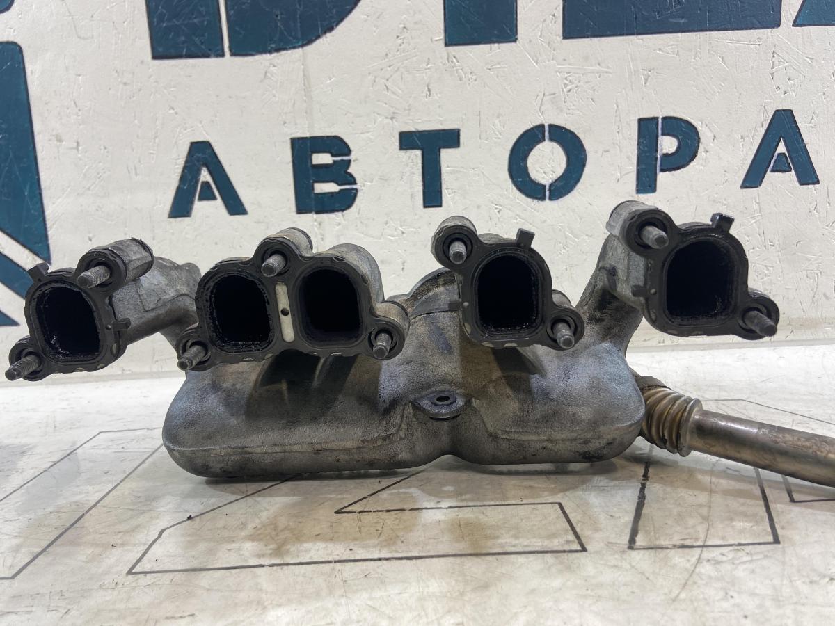 Патрубок впускного тракта 070129713H Volkswagen Touareg I