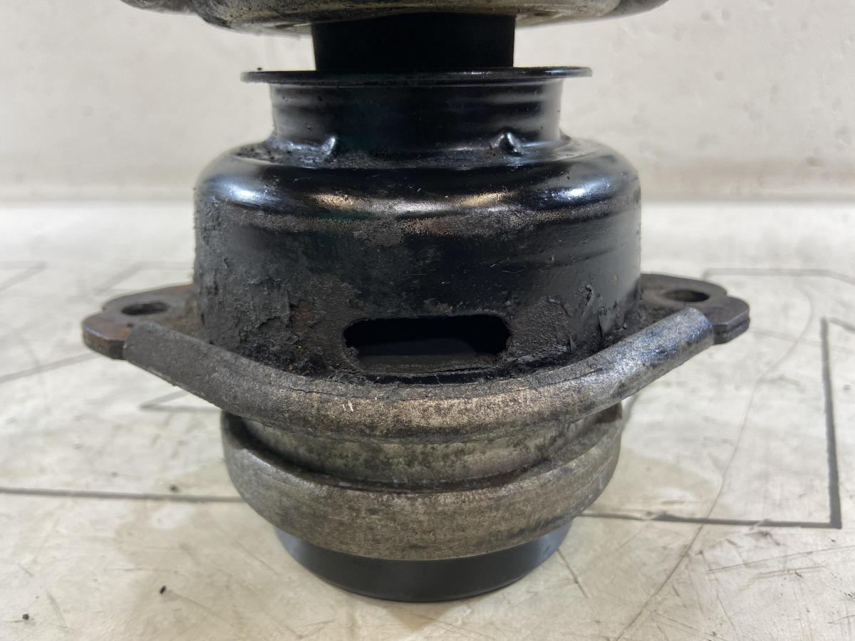 Опора двигателя 7L6199131C Volkswagen Touareg I