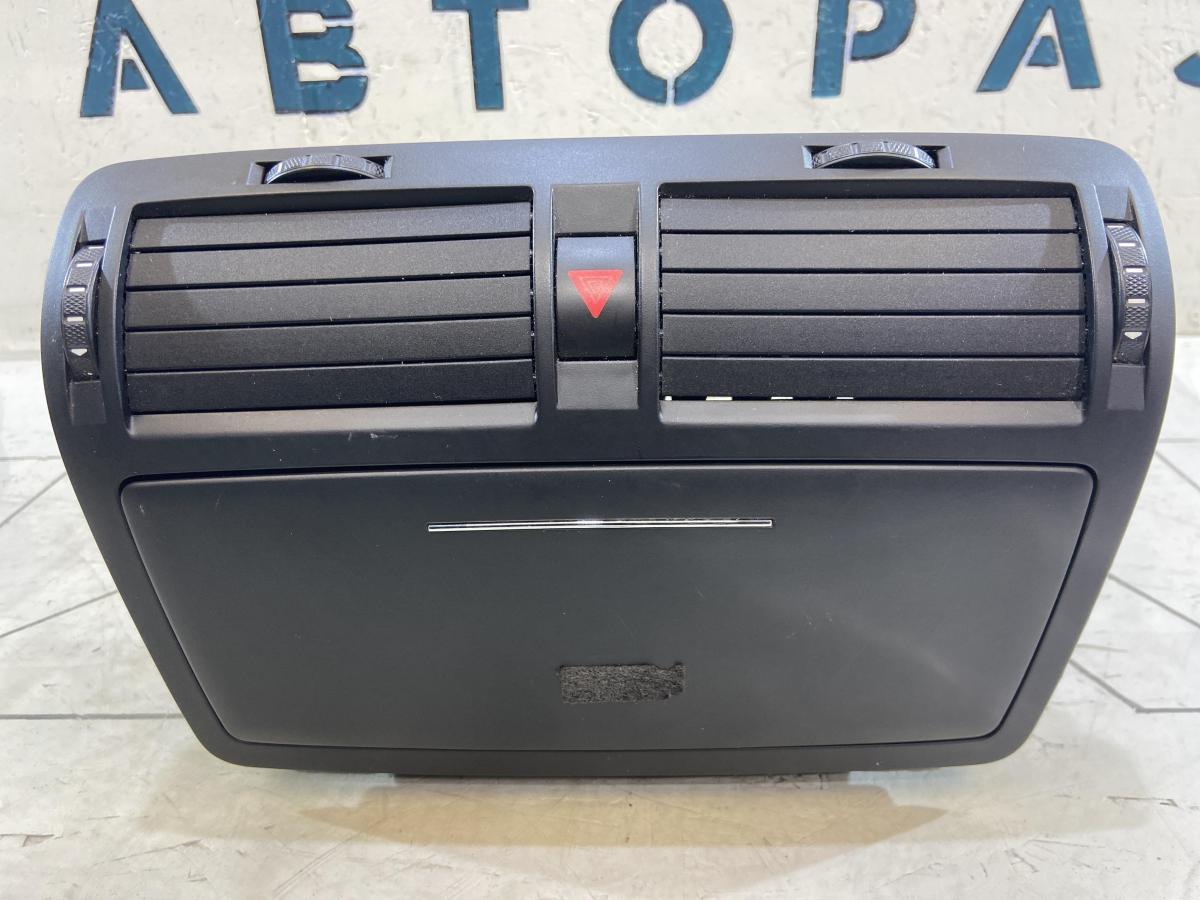 Дефлектор обдува салона 1Z0820951 Skoda Octavia II рест