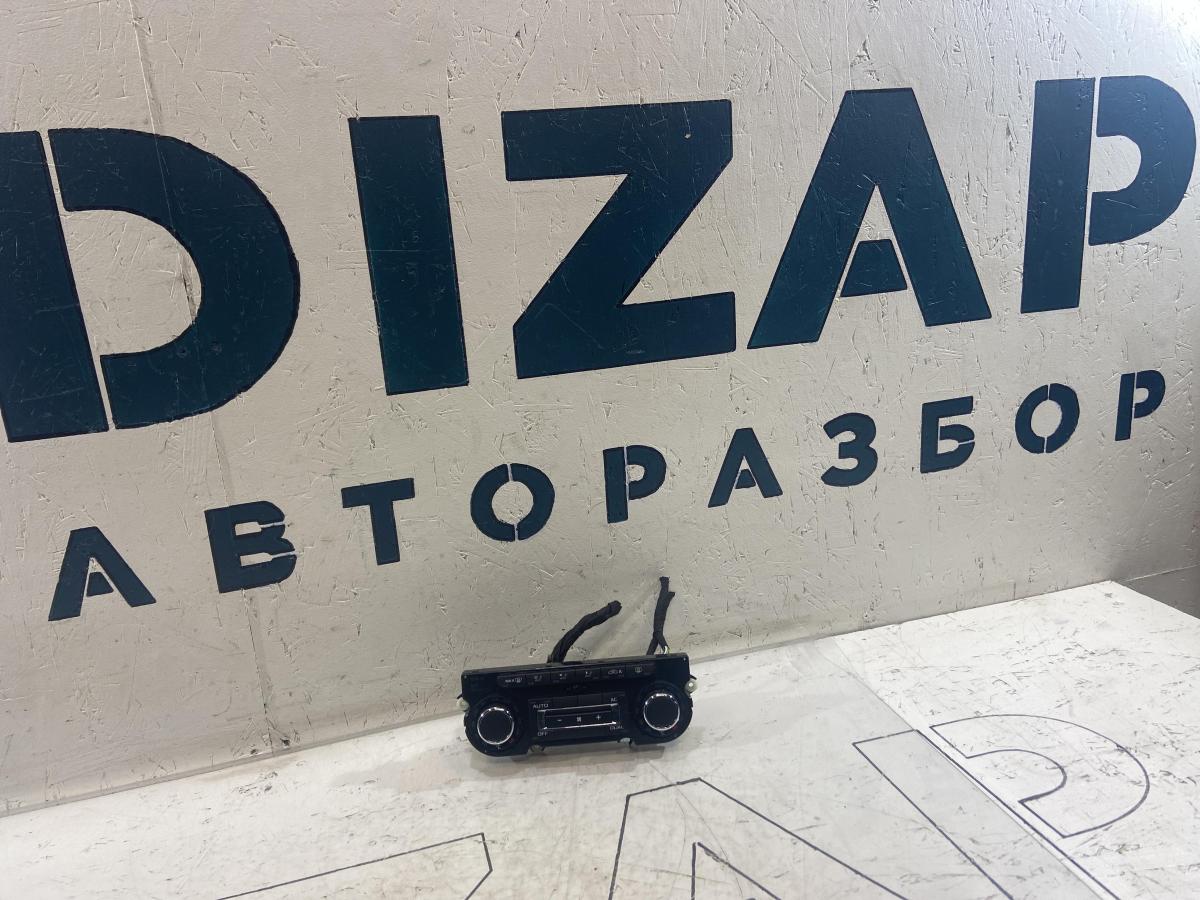 Блок управления климат контролем 3T0907044BK Skoda Octavia II рест