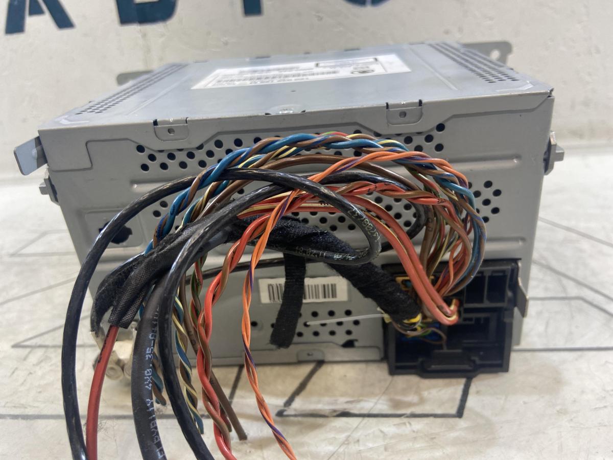 Магнитола 1Z0035156M Skoda Octavia II рест