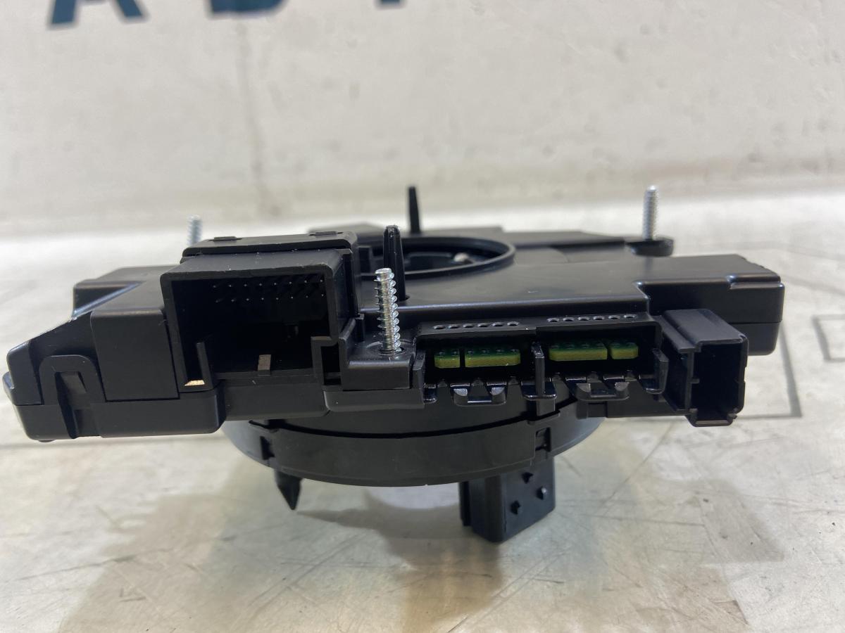 Электронный модуль блока подрулевых переключателей 5K0953569C Skoda Octavia II рест