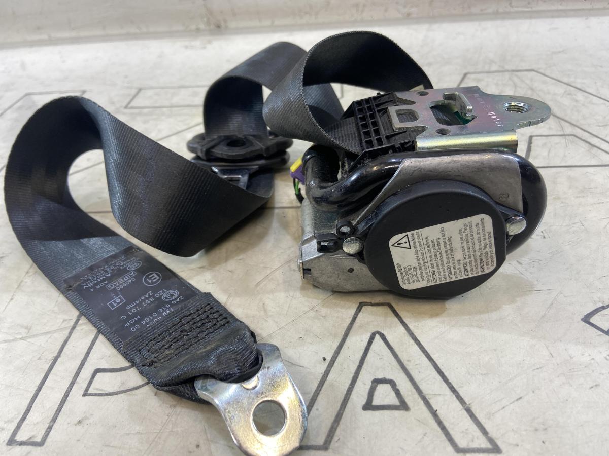 Ремень безопасности 1Z0857701C Skoda Octavia II рест