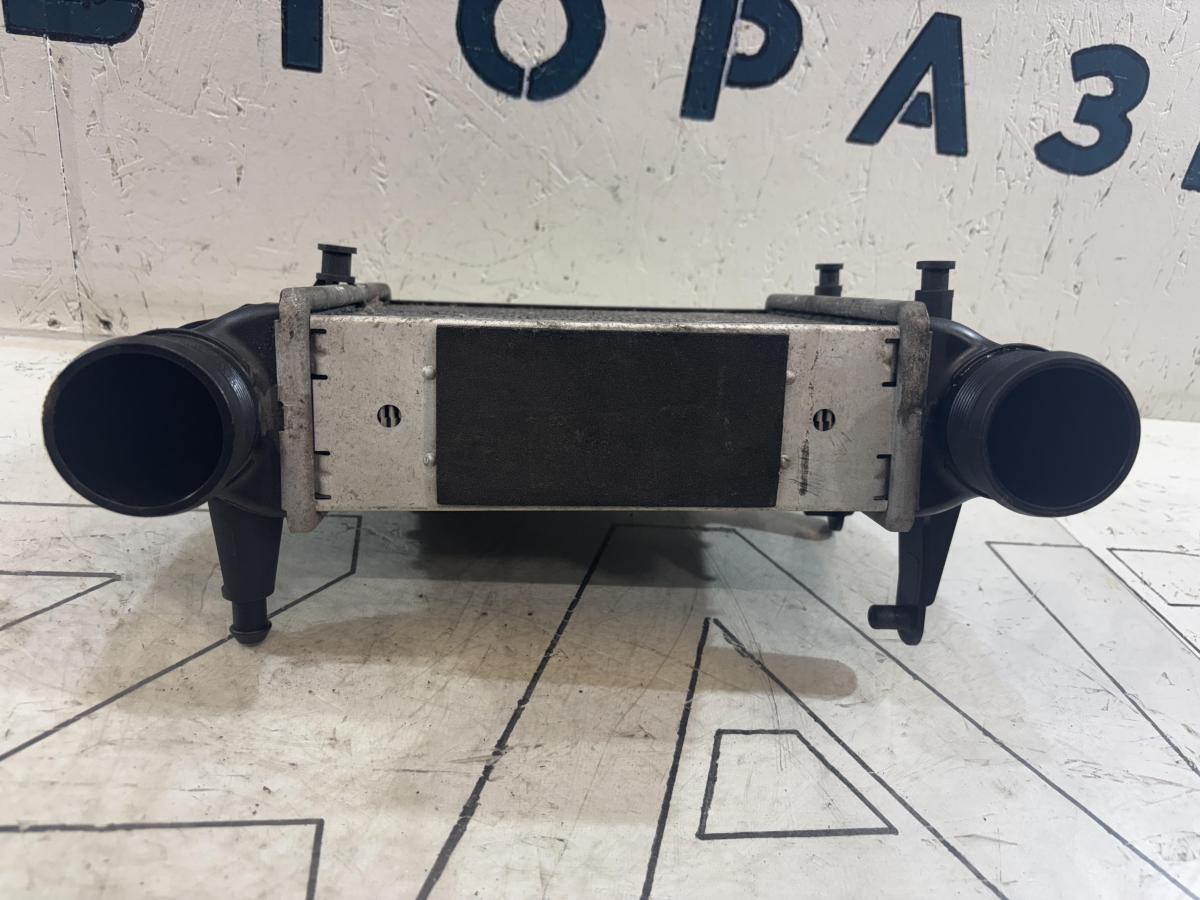 Интеркулер 8E0145806M Audi A4 B6