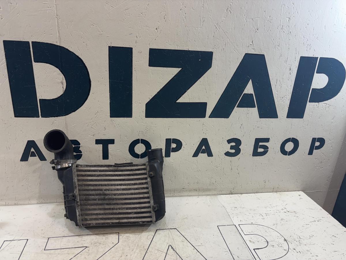 Интеркулер 8E0145805N Audi A4 B6