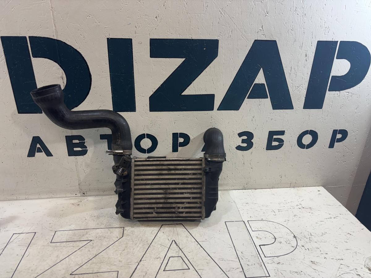 Интеркулер 8E0145805Q Audi A4 B6