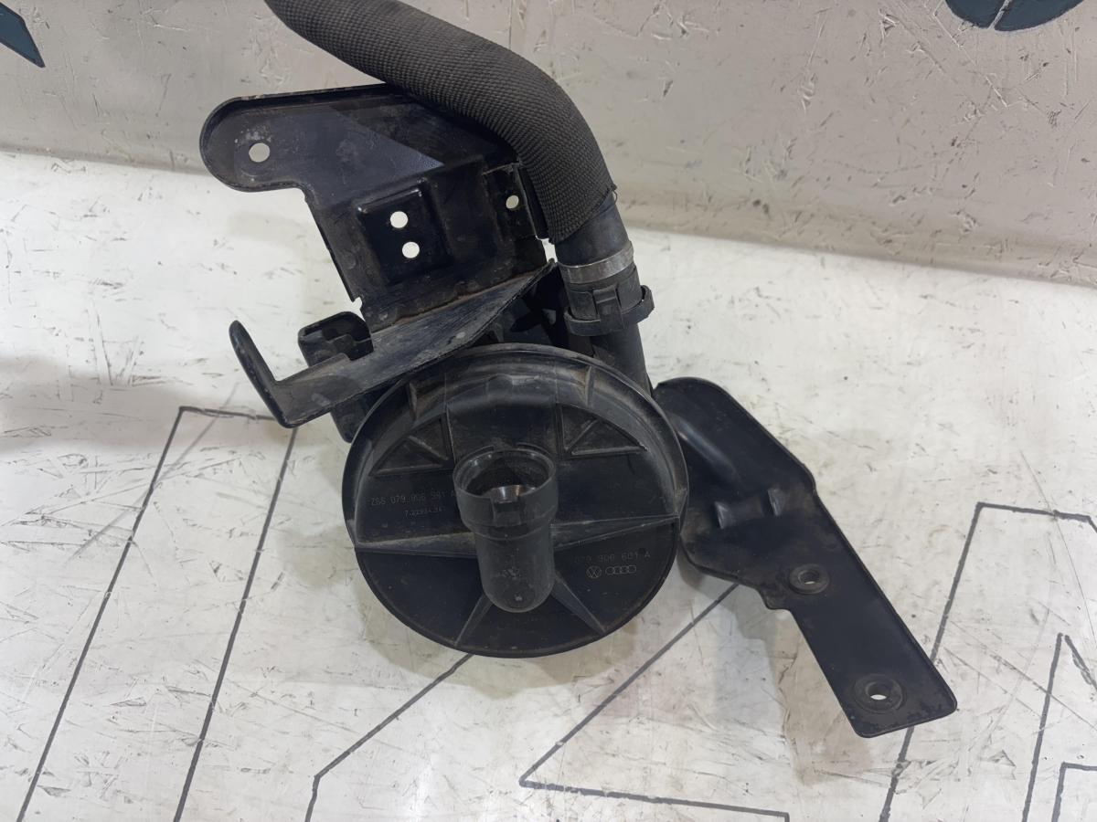 Насос вторичного воздуха 079906601A 